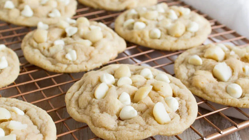 Ghirardelli White Chocolate Macadamia Nut Cookie Recipe