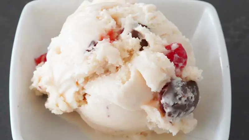 Winter White Chocolate Ice Cream Recipe